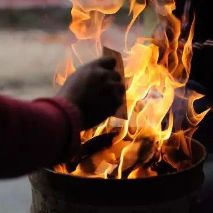 祭祖有多灵？祭祖可以改变自己的运气！（附中元节祭祖方法）